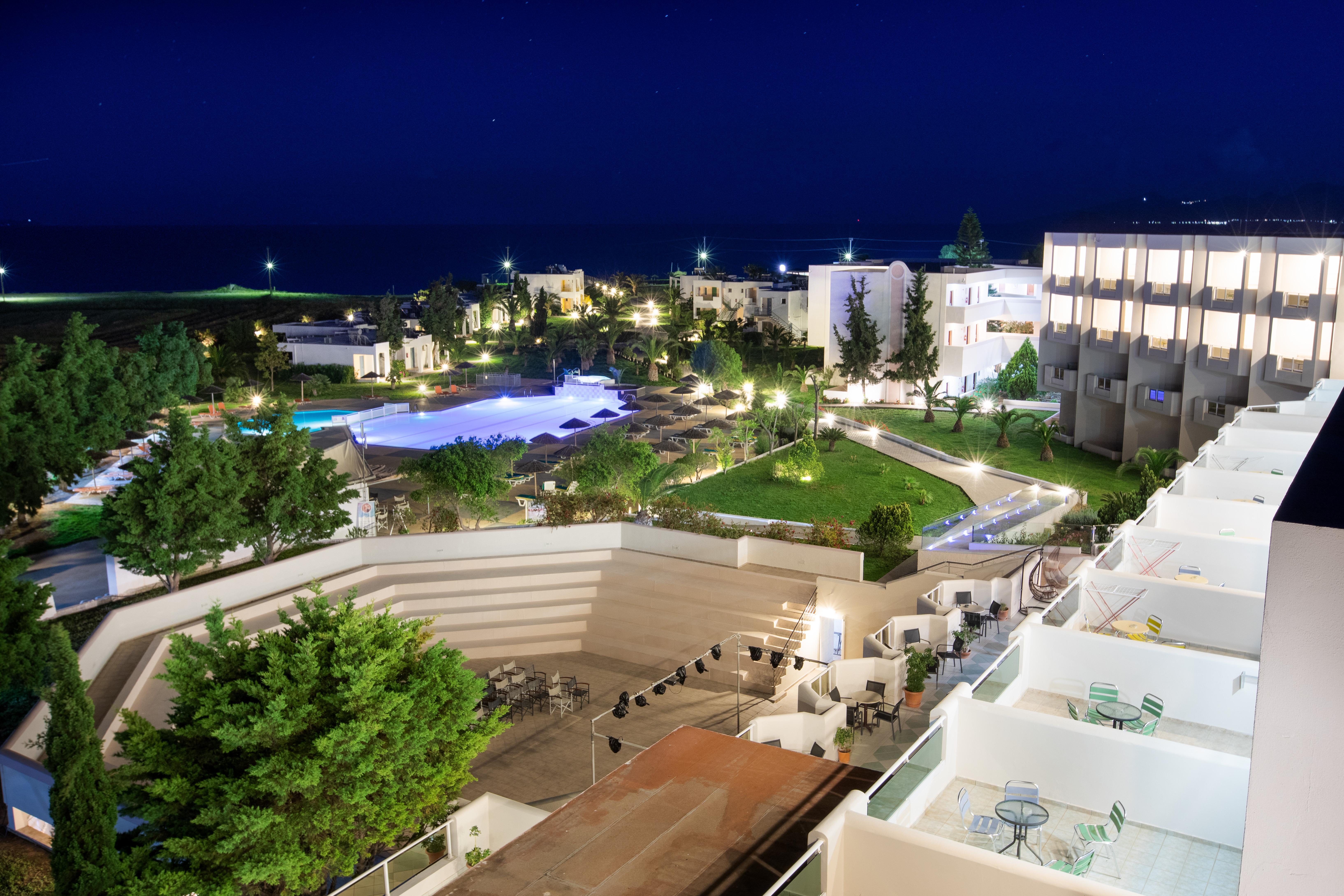 Sovereign Beach Hotel Kardamena  Exterior photo
